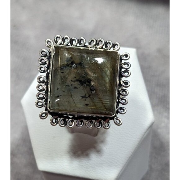Whimsical Labradorite Square Cut Sterling Silver Ring Size 10 - Picture 11 of 16